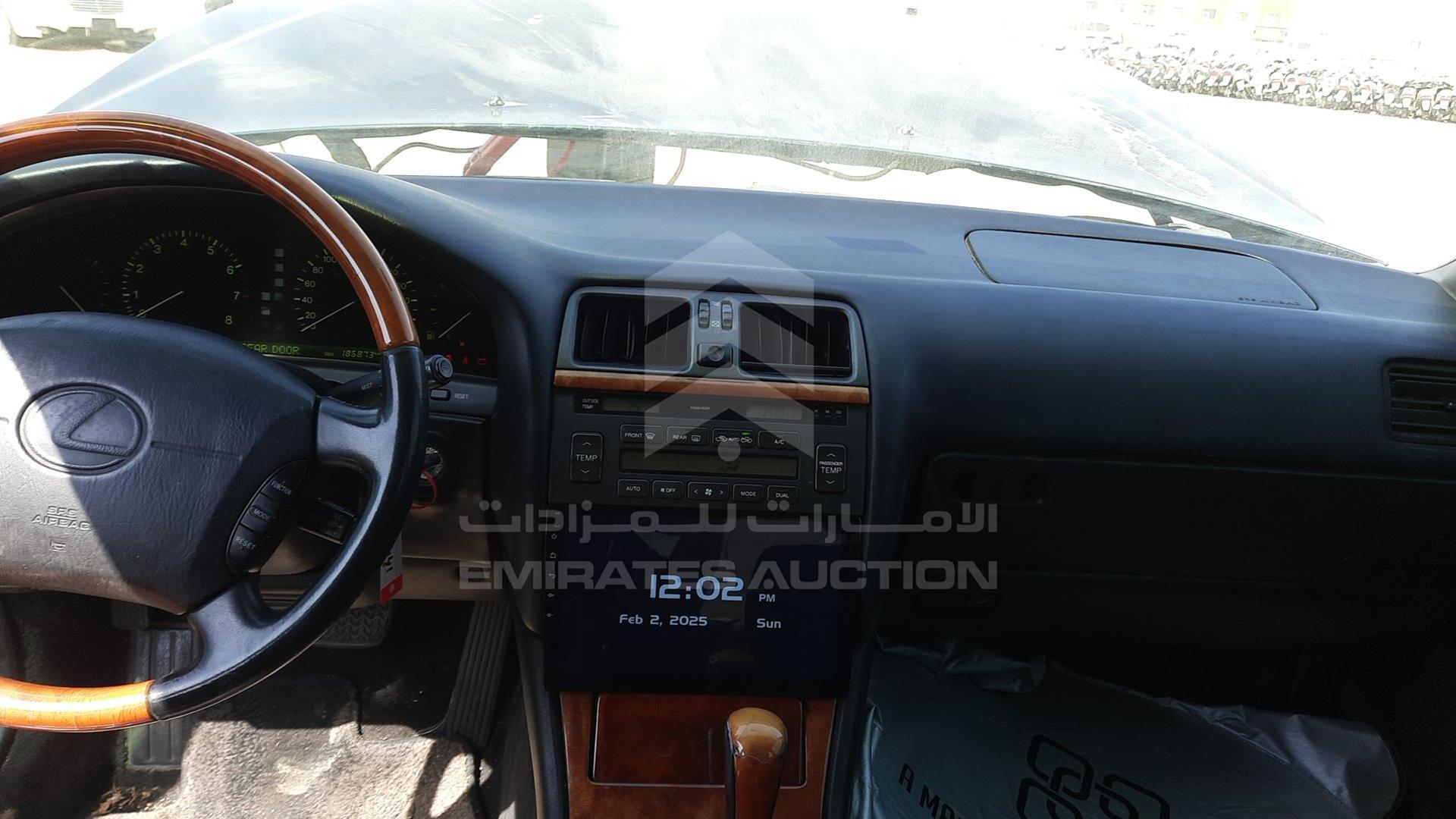 1998 LEXUS LS400 VIN: JT8BH28F5W0109146