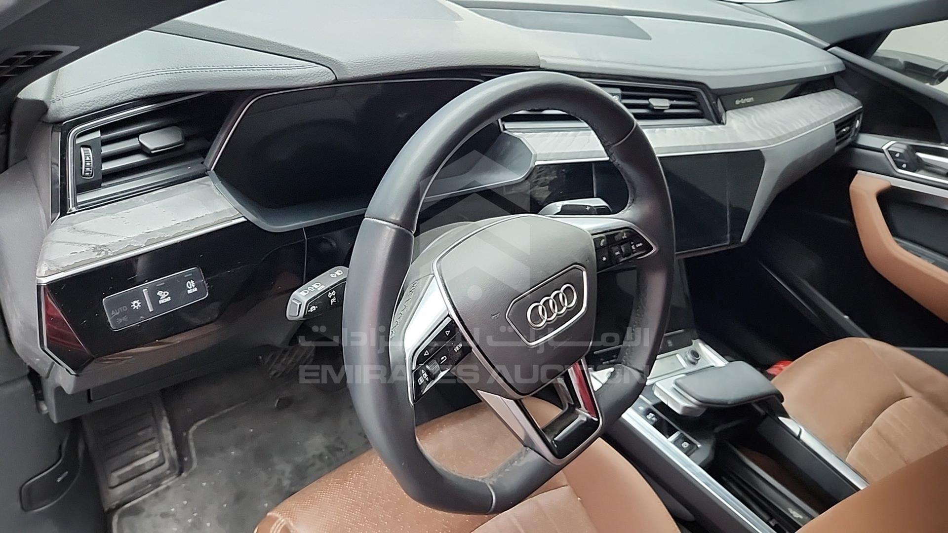2022 AUDI E-TRON VIN: WA1ZZZGE0NB037591