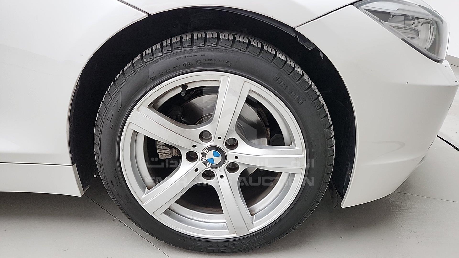 2015 BMW Z4 VIN: WBALL1107FJ664711