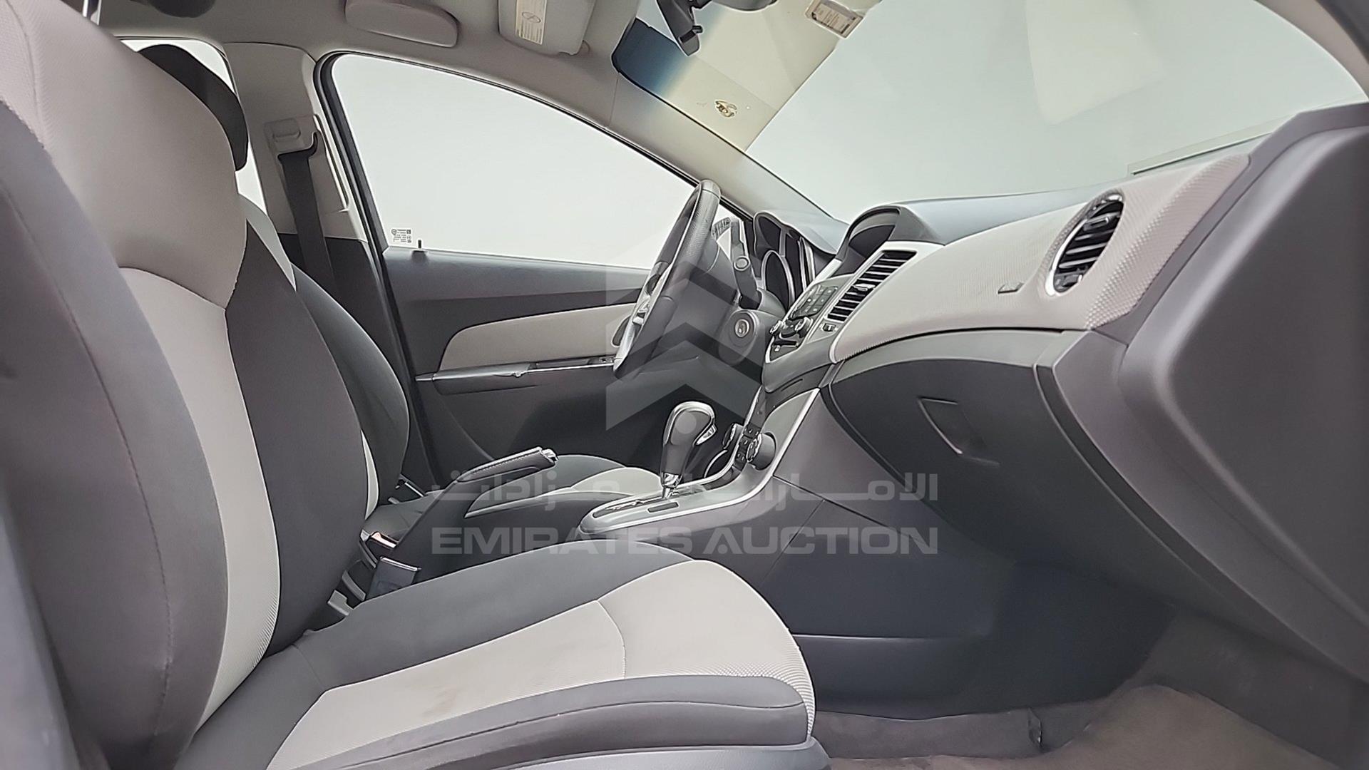 2012 CHEVROLET CRUZE VIN: KL1PJ5C50CK527195