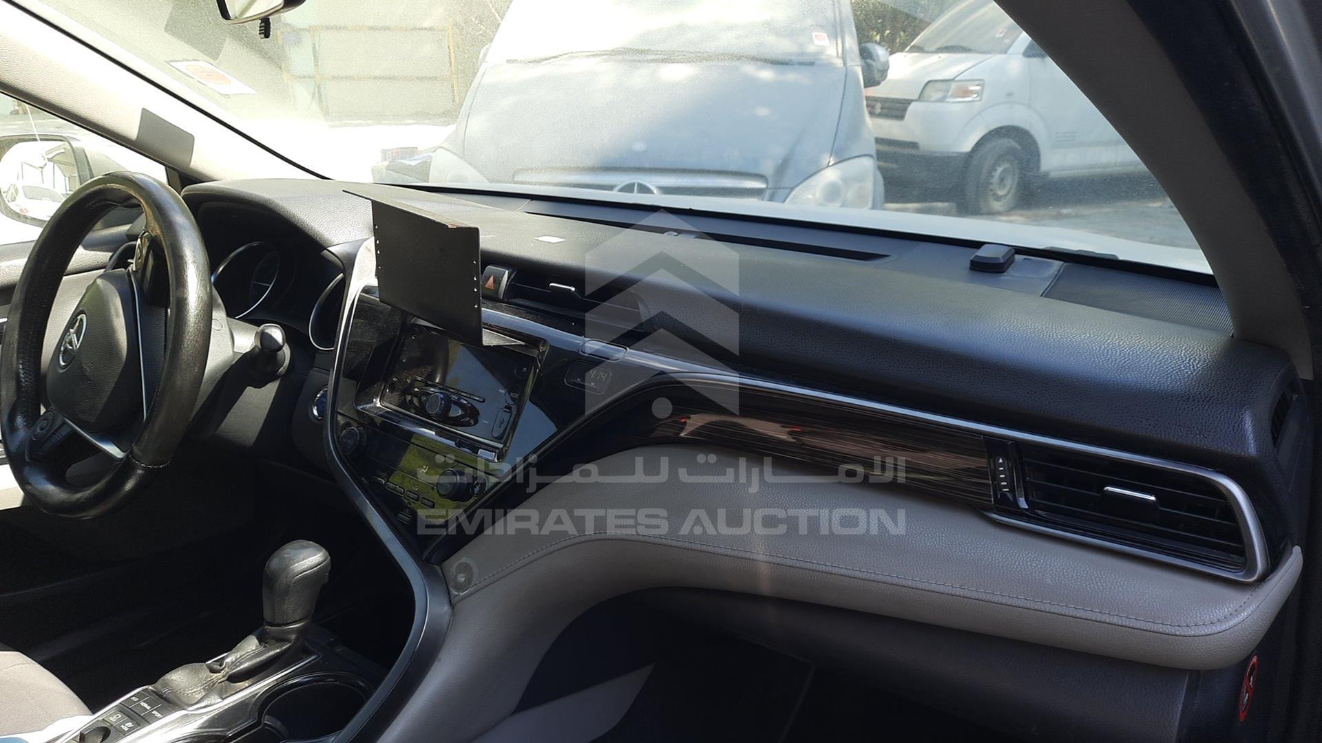 2019 TOYOTA CAMRY VIN: JTNB29HK4K3027180