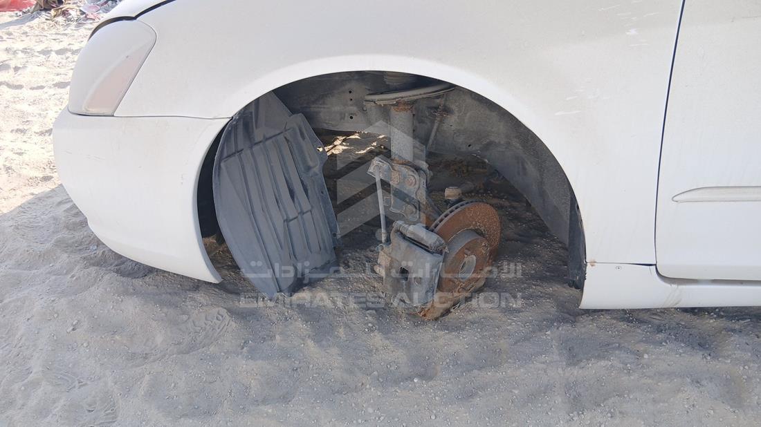 2005 Nissan Altima — Front Left Tyre — Photo 32