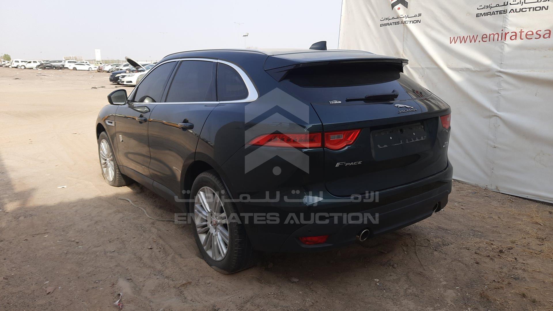 2017 JAGUAR F-PACE VIN: SADCA2BV8HA091687