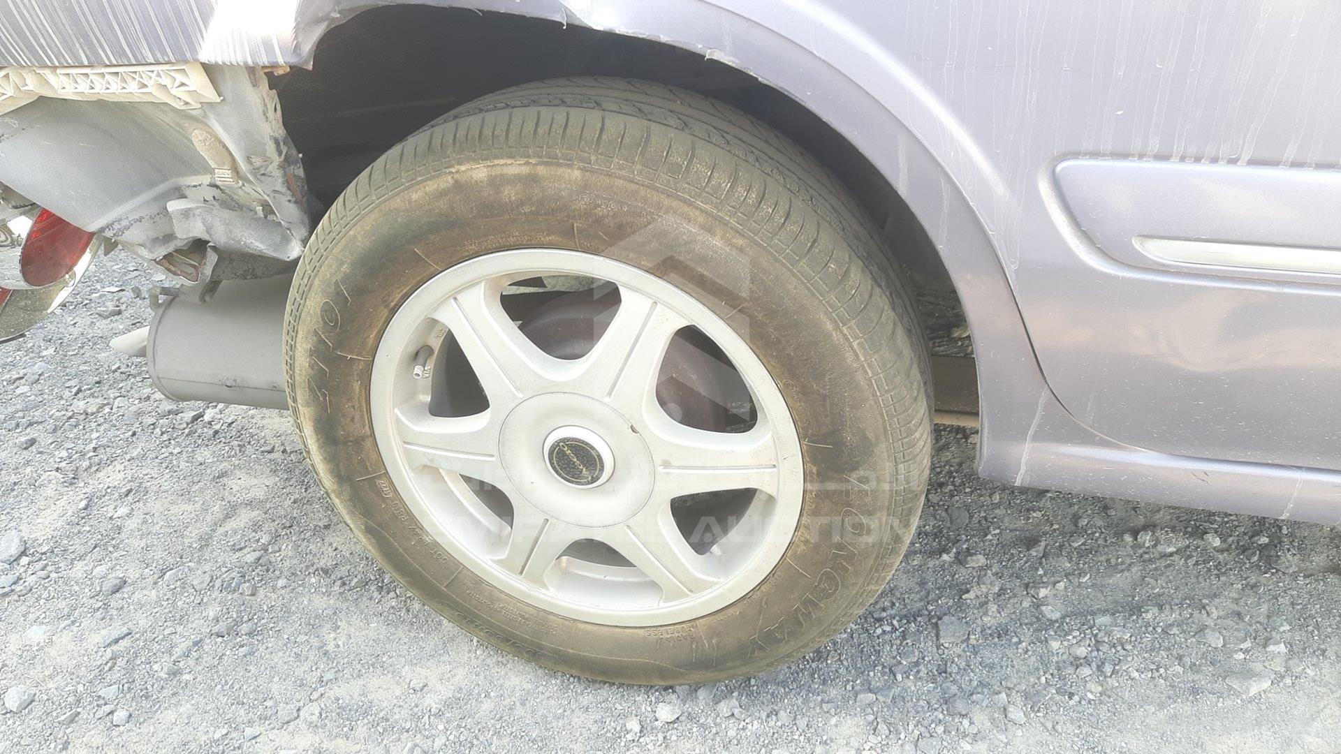 2004 NISSAN SUNNY VIN: JN1FN61C24W051609