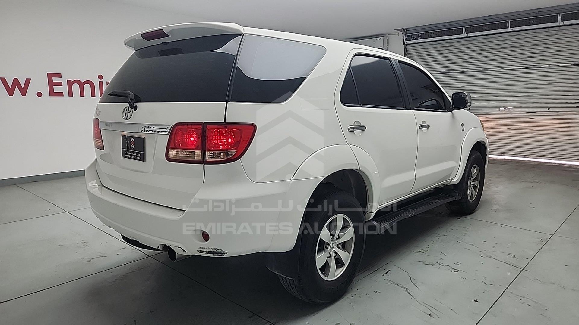 2007 TOYOTA FORTUNER VIN: MHFYU59G577001042