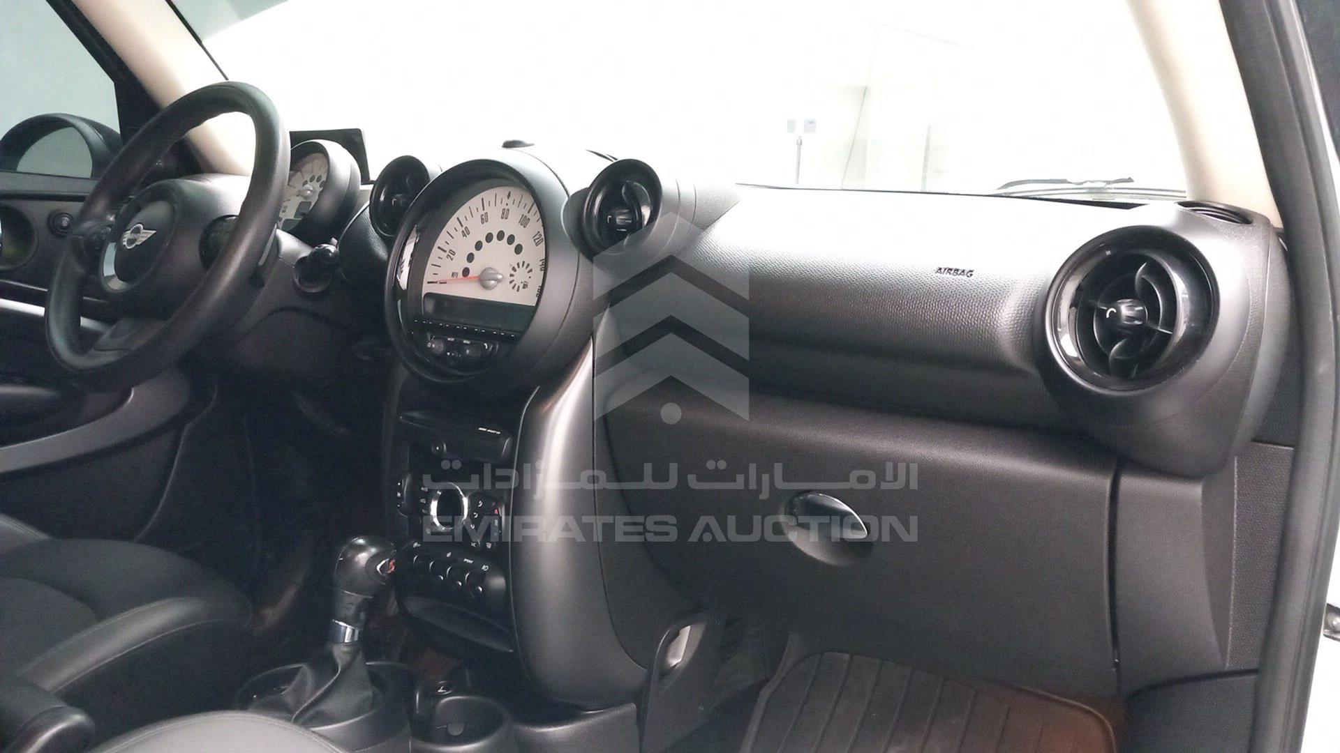 2014 MINI COOPER S VIN: WMWSS5C52EWN66959