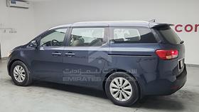 2016 Kia Carnival — Rear Left Angle — Photo 6 — Thumbnail