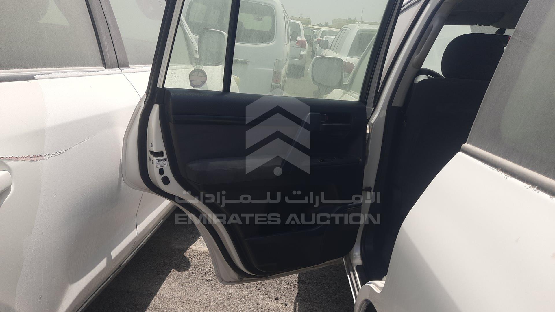 2012 TOYOTA LAND CRUISER VIN: JTMDU09J4C5056175