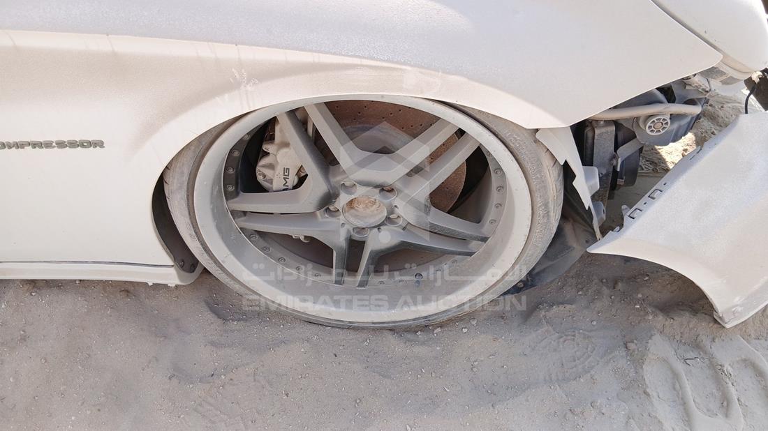 مرسيدس CL 550 2005 — الإطار الأمامي الأيمن — صورة 29