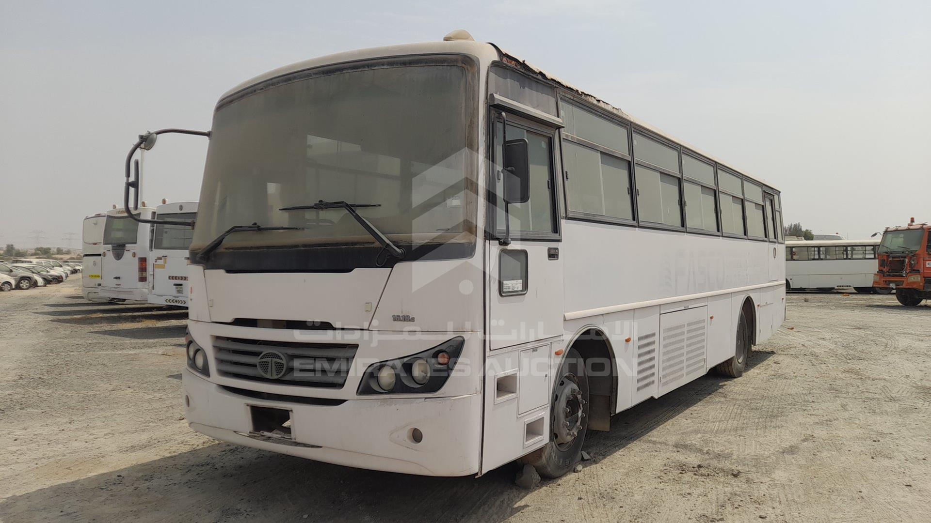 2017 TATA LPO1618 VIN: MAT449252H0L00394