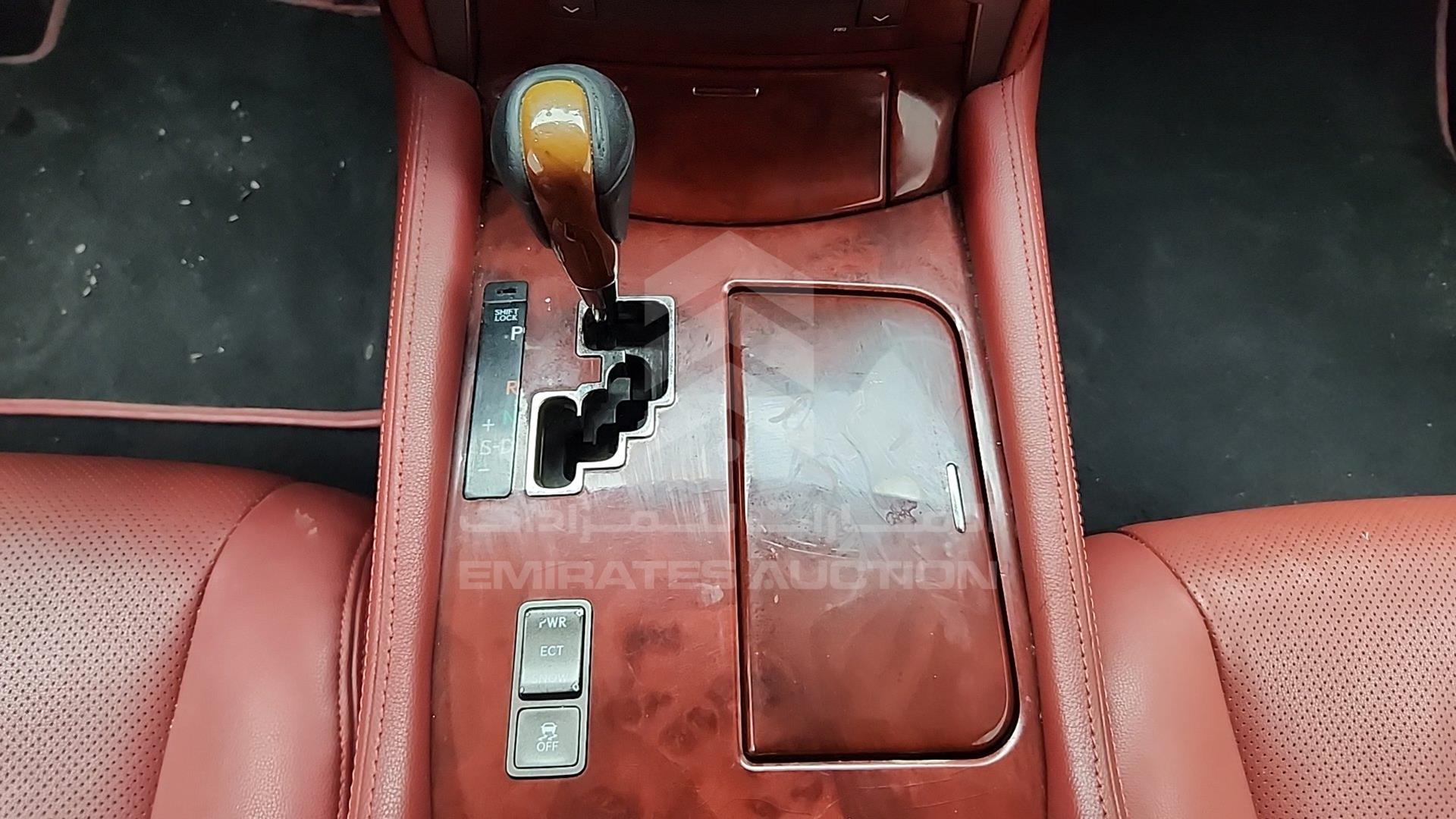 2008 LEXUS LS 460 VIN: JTHBL46F985076087