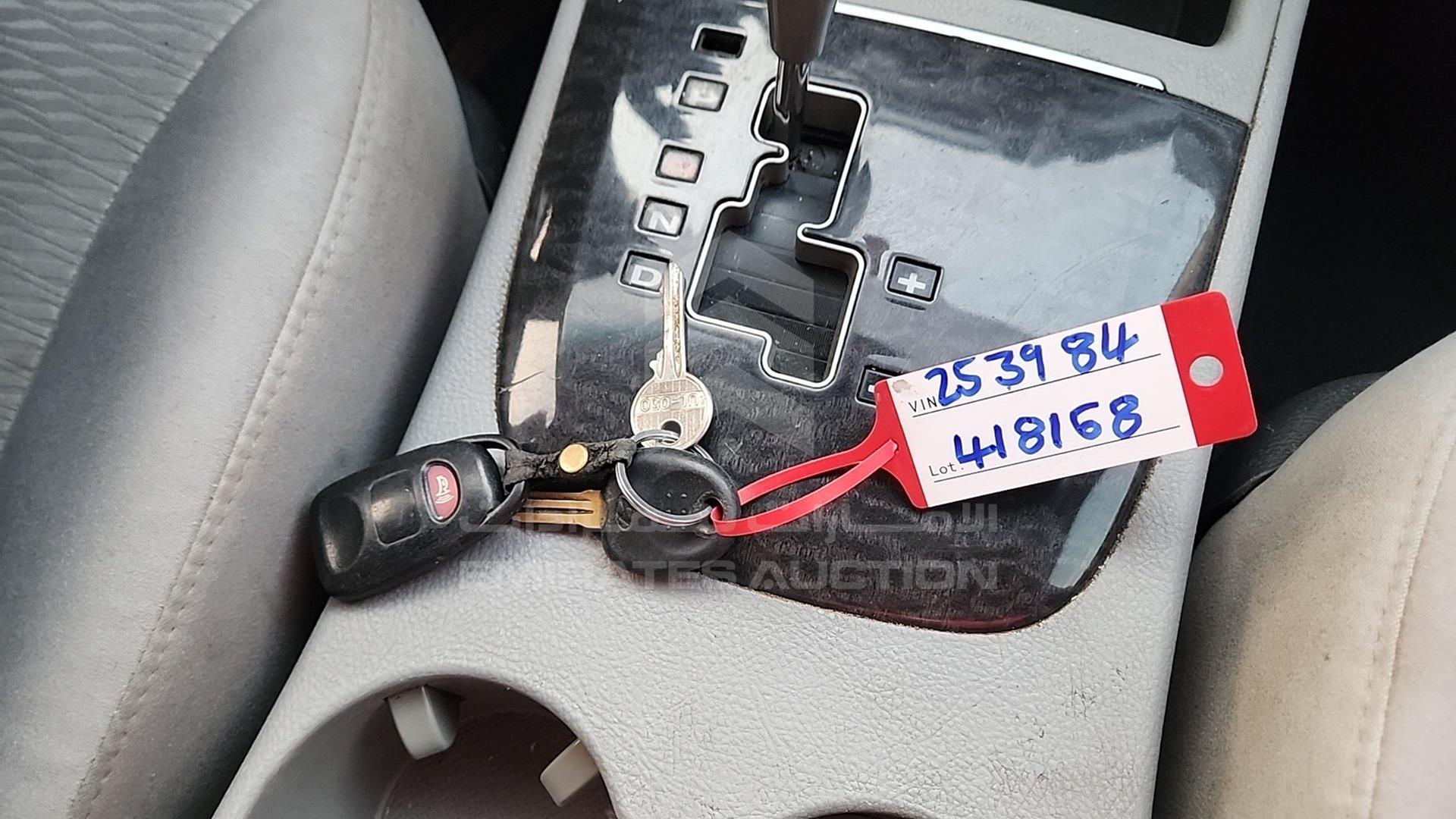 2009 HYUNDAI SANTA FE VIN: 5NMSG13E69H253984