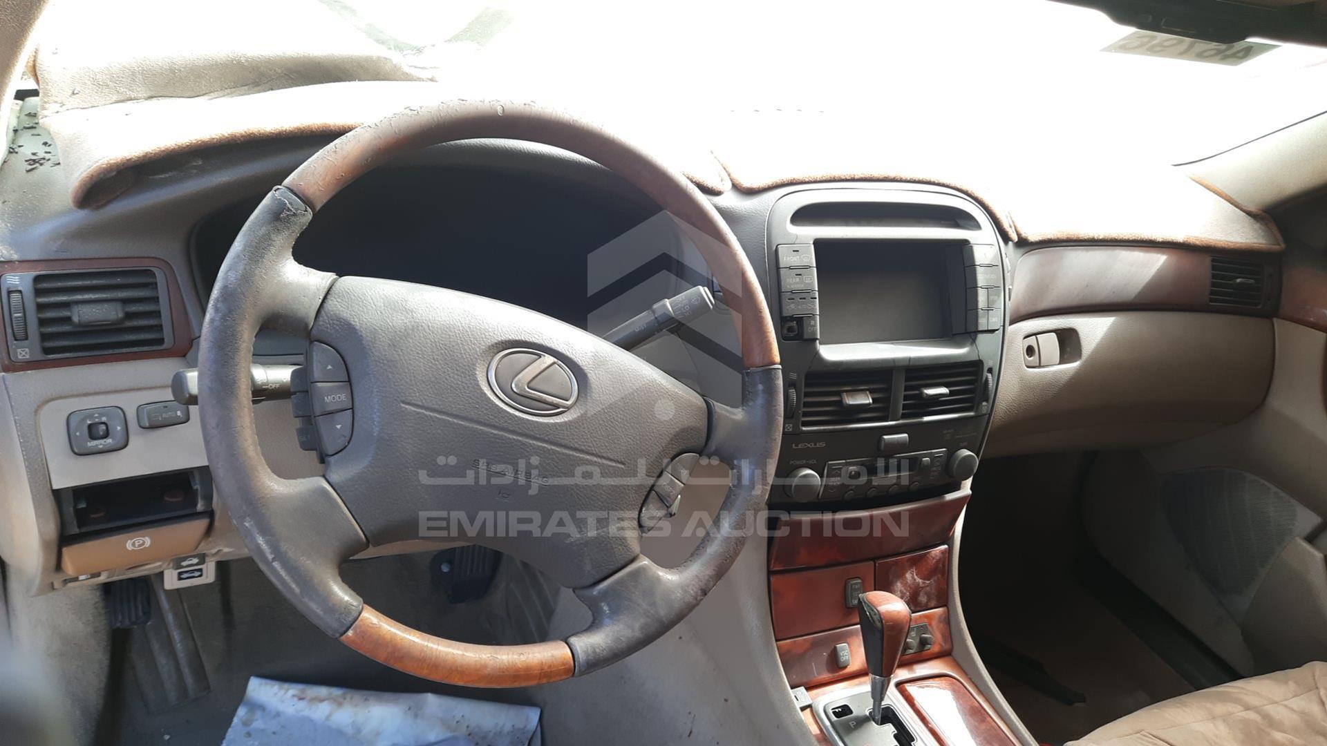 2001 LEXUS LS 430 VIN: JTHBN30F110032729