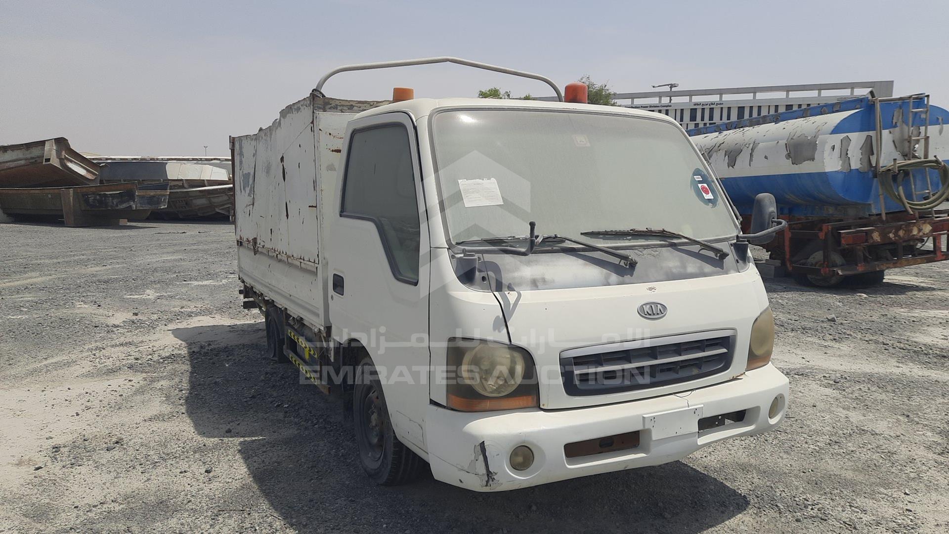 2004 KIA K 2700 VIN: KNCSD011247987769