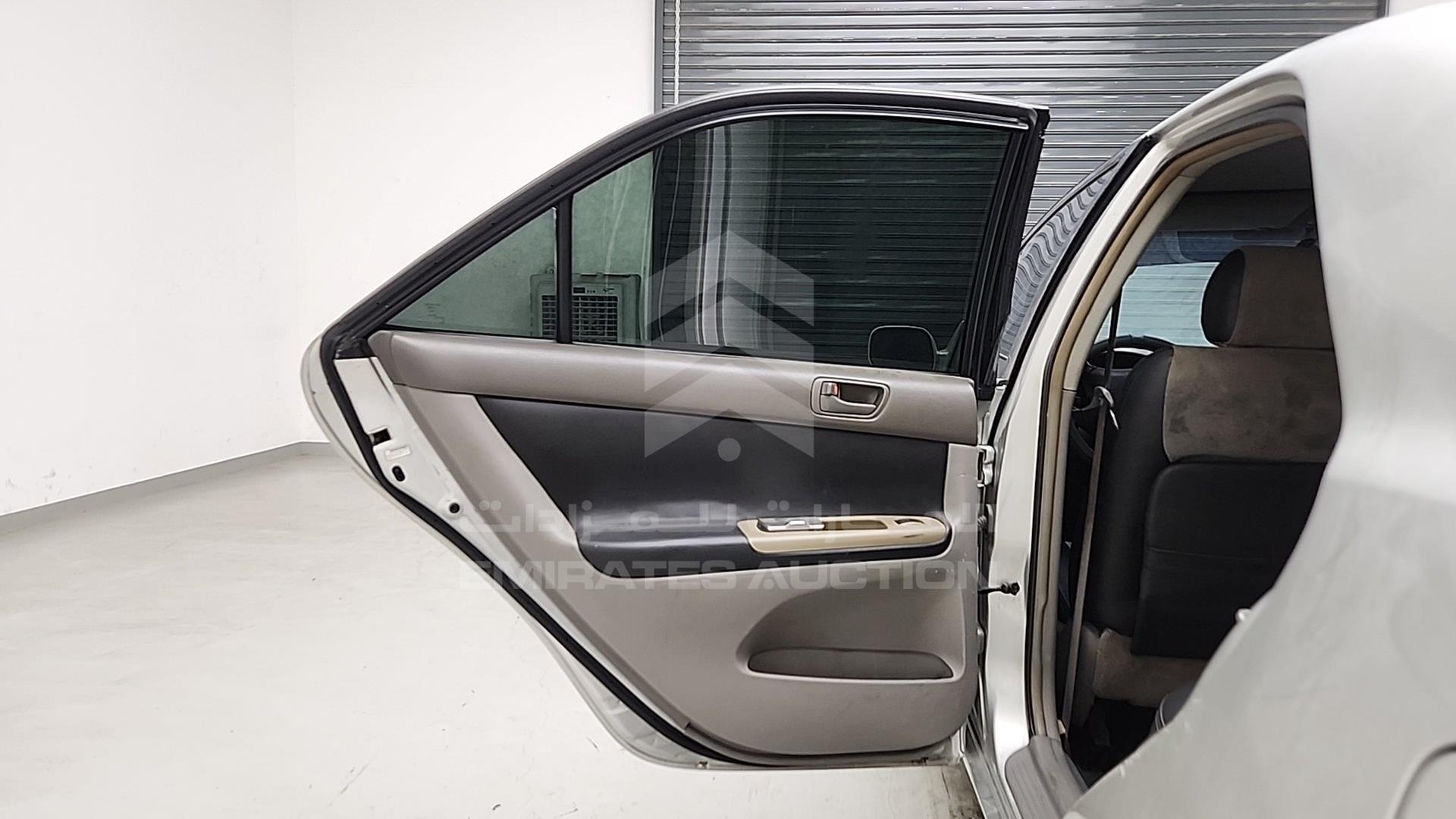 2004 TOYOTA CAMRY VIN: 4T1BE32K54U864496