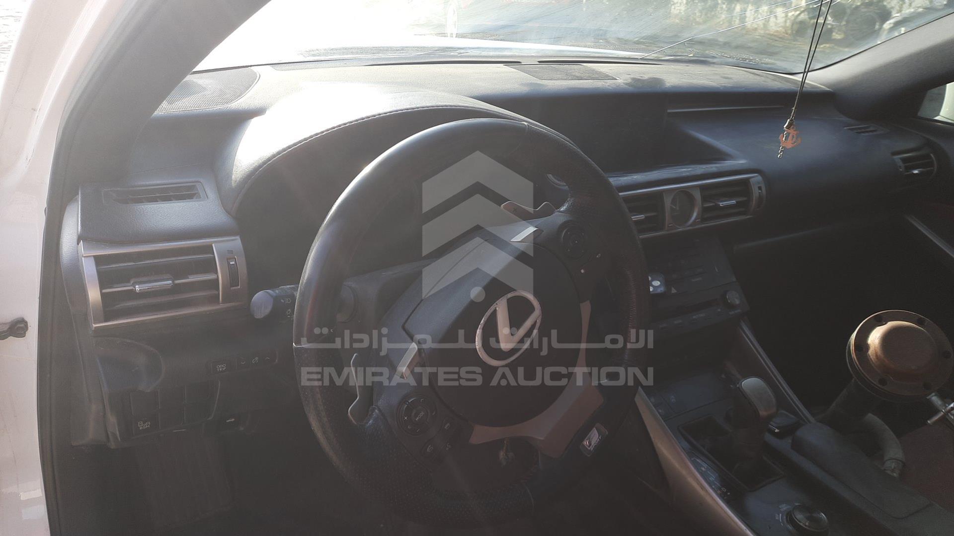 2016 LEXUS IS300 VIN: JTHCM1D20G5002152