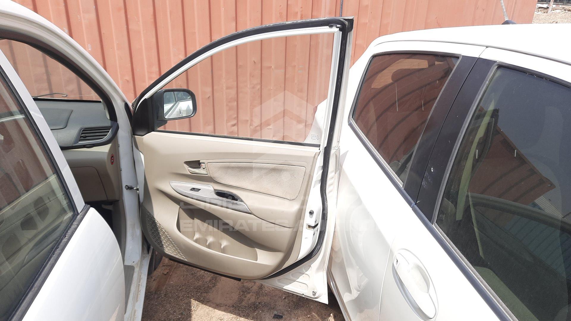 2015 TOYOTA AVANZA VIN: MHKMC13F7FK020036