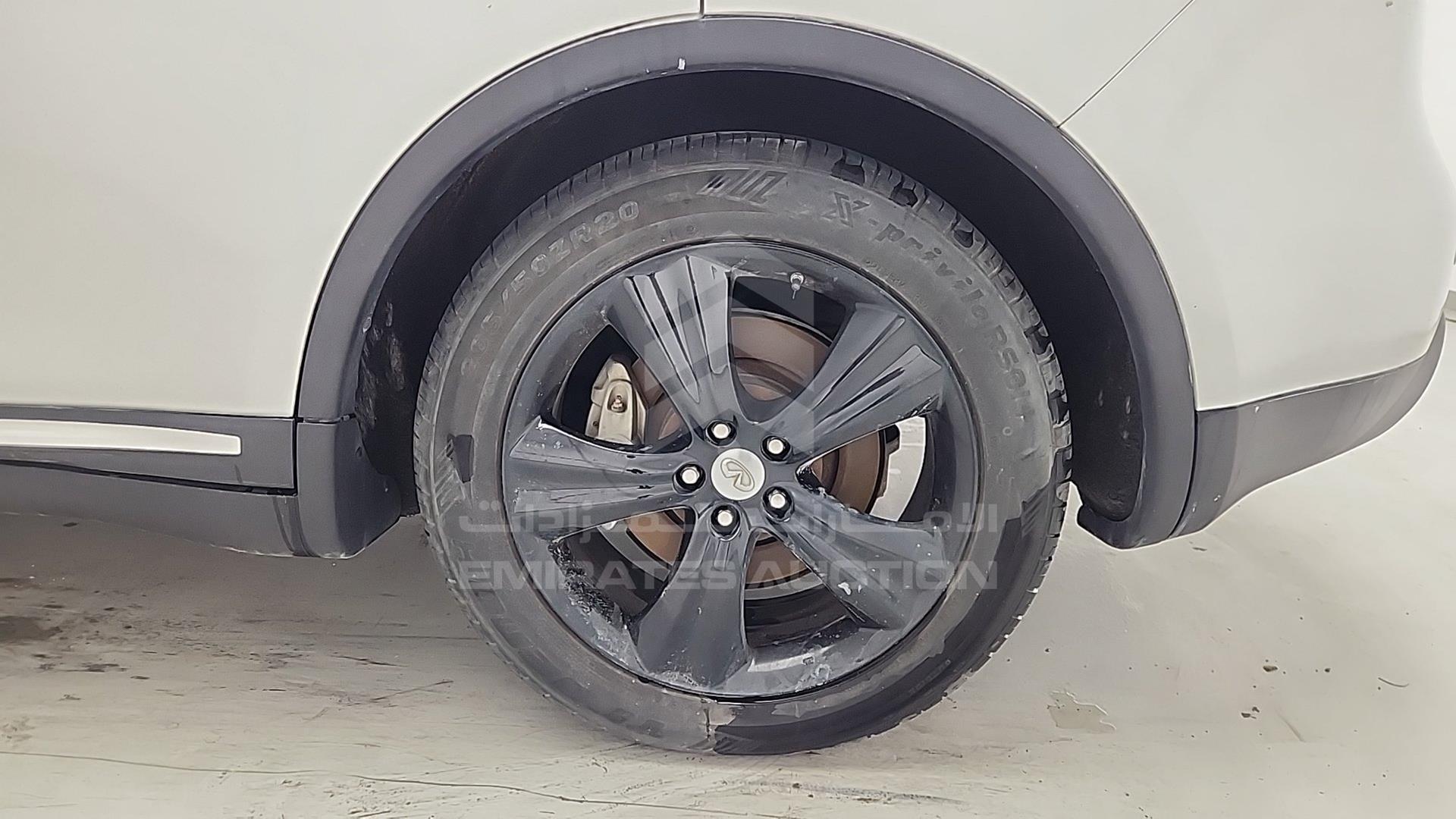 2010 INFINITI FX 35 VIN: JNRAS15Y1AM520107