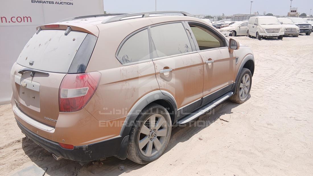 2008 Chevrolet Captiva — Rear Right Angle — Photo 9