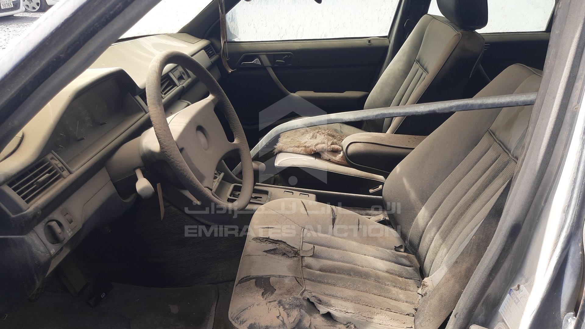1989 MERCEDES E500 VIN: WDB1240301A923988