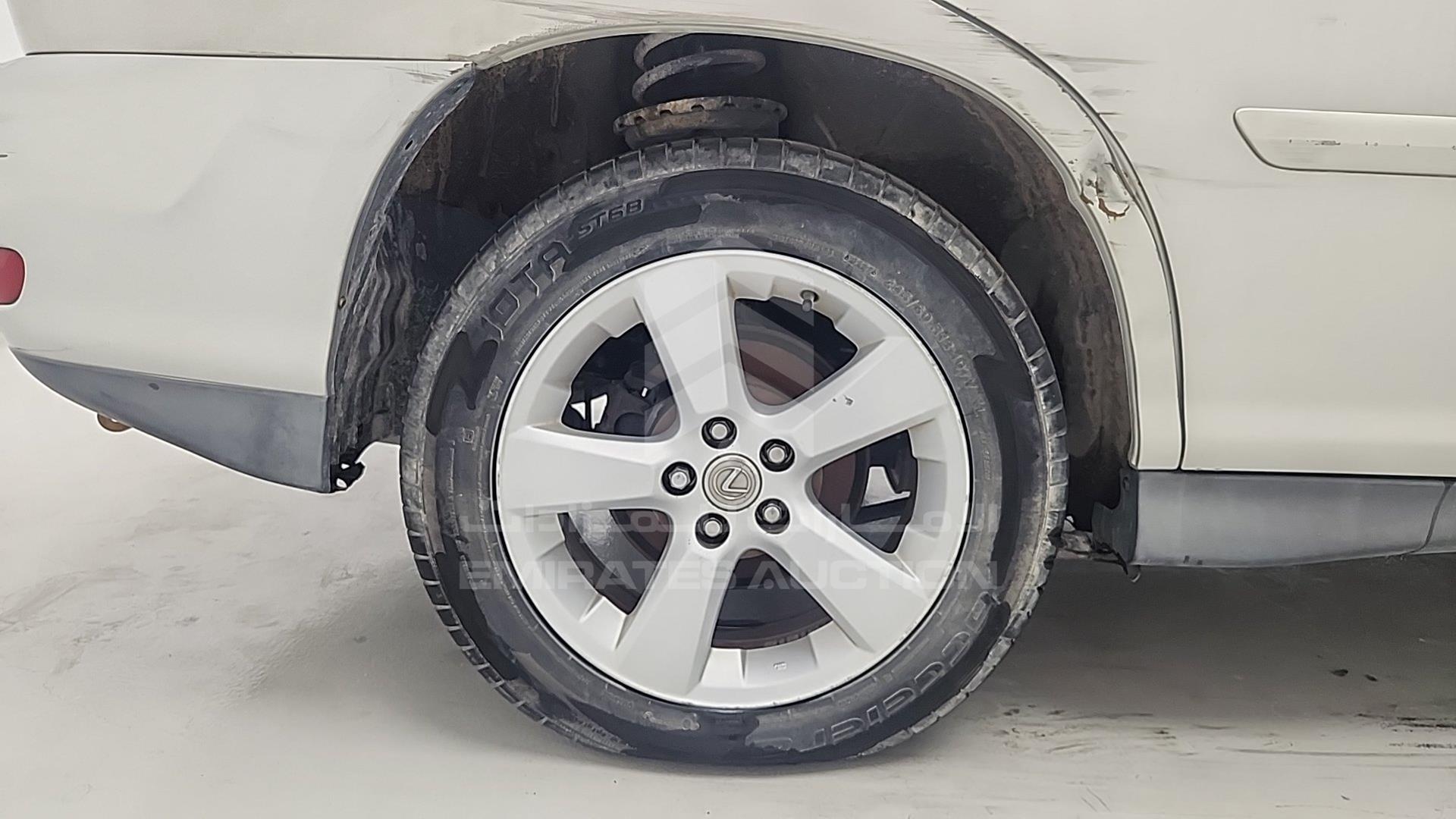 2004 LEXUS RX 330 VIN: JTJGA31U440006112