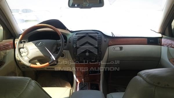 Lexus LS 430 2001 JTHBN30F810048622 Image 11