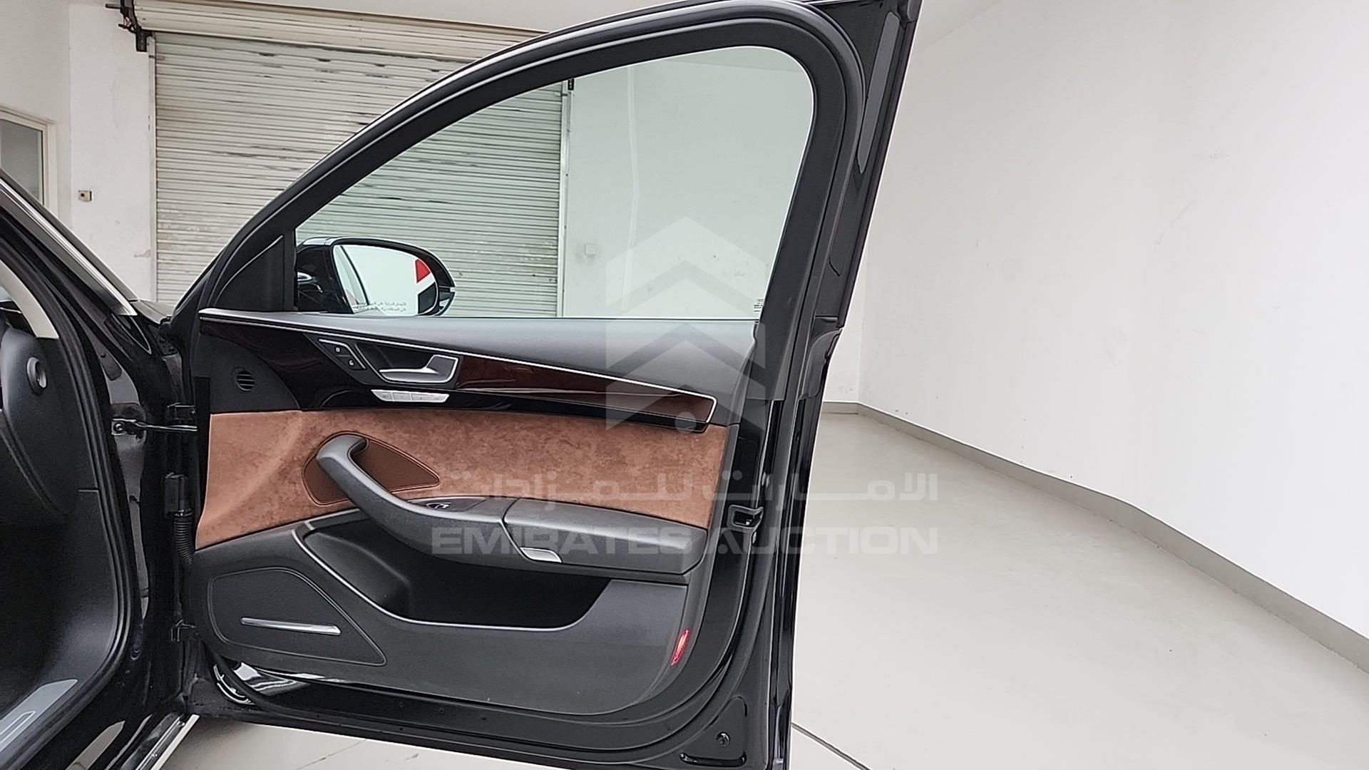 2014 AUDI A8 VIN: WAURGBFD4EN001216