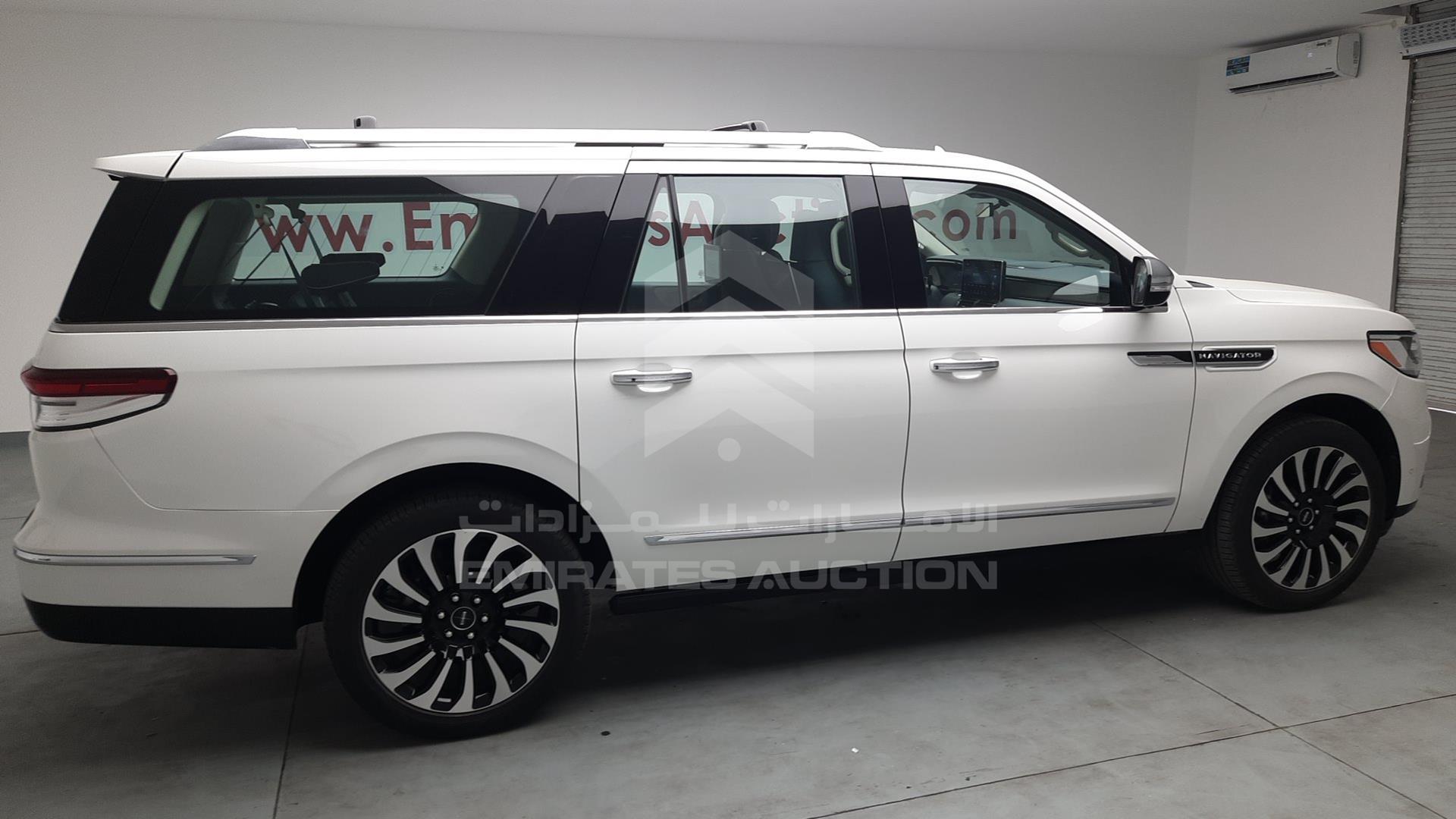 2022 LINCOLN NAVIGATOR VIN: 5LMJJ3TT2NEL02594