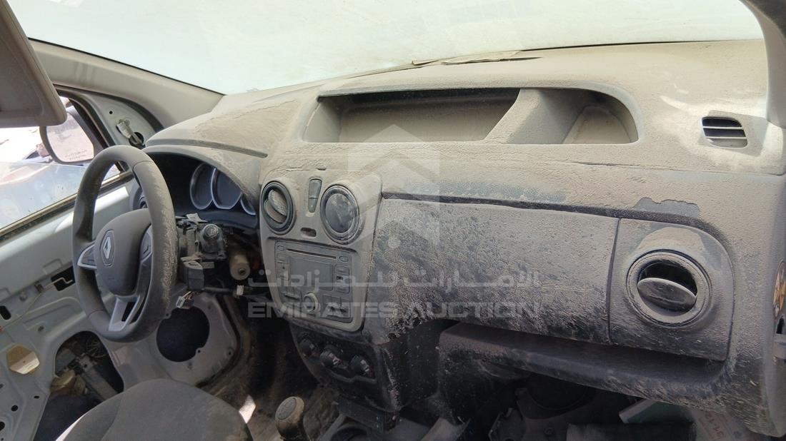 2020 Renault Dokker — Front Right Passenger Dashboard View — Photo 21
