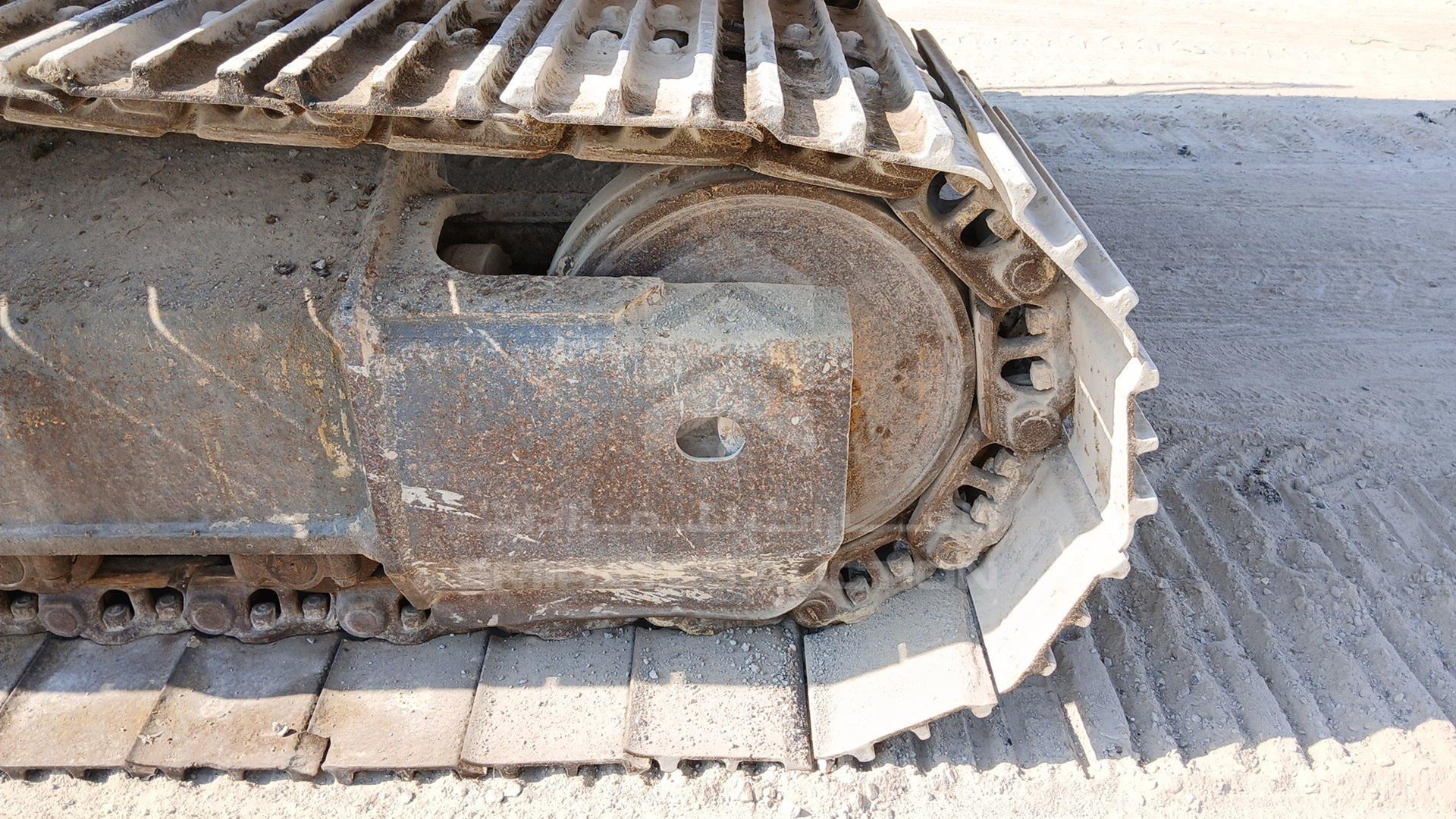 2004 KOMATSU PC220-7 VIN: KMTPC054K02060588