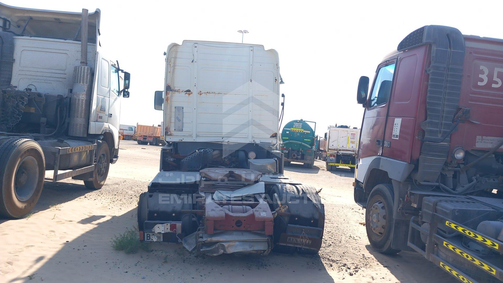 0 RENAULT TRUCK VIN: 8041132D501021103