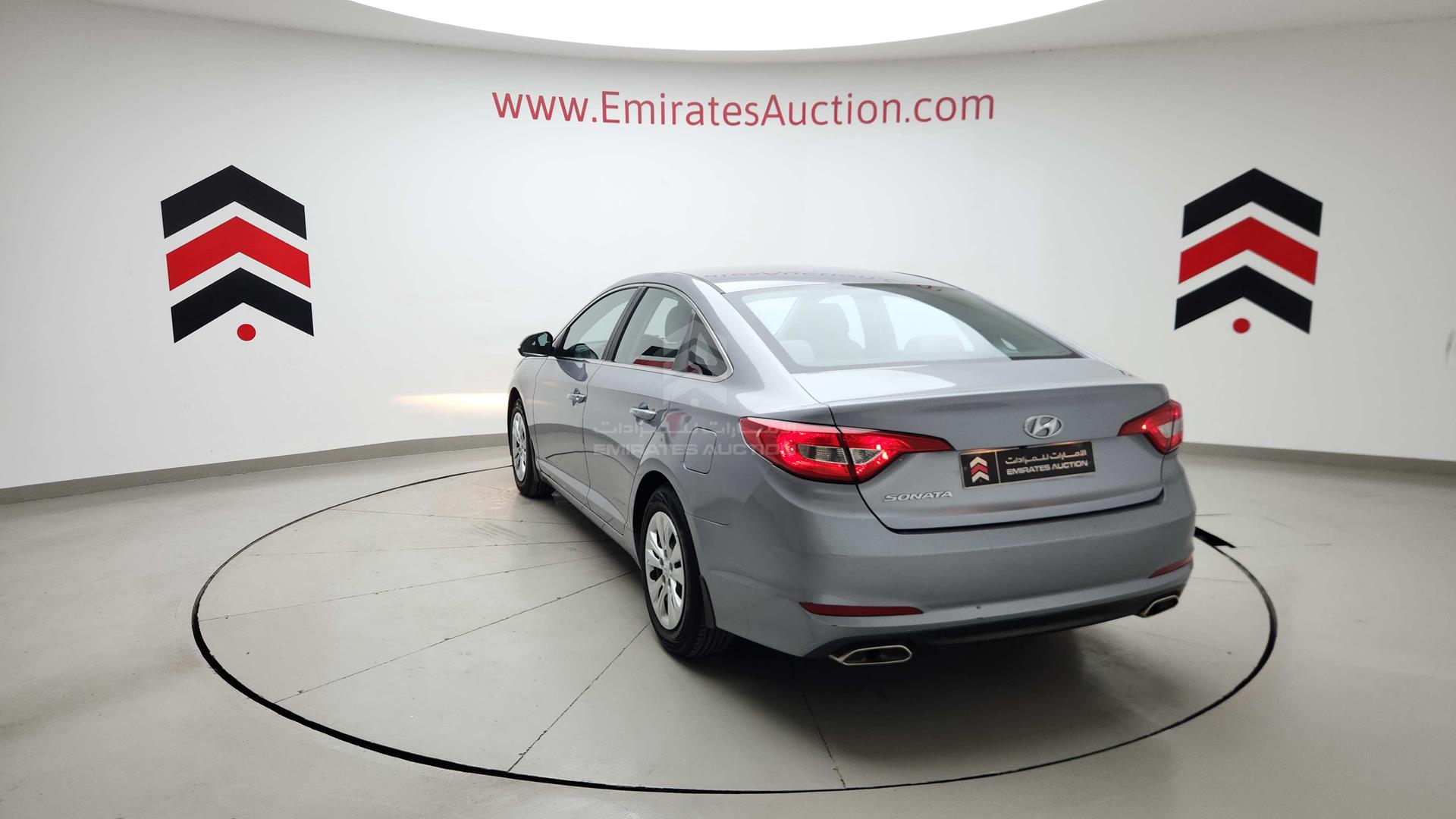2015 HYUNDAI SONATA VIN: KMHE241G3FA055916