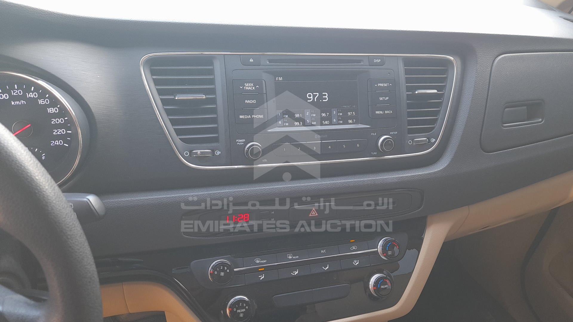 2020 KIA CARNIVAL VIN: KNAMB8121L6645488