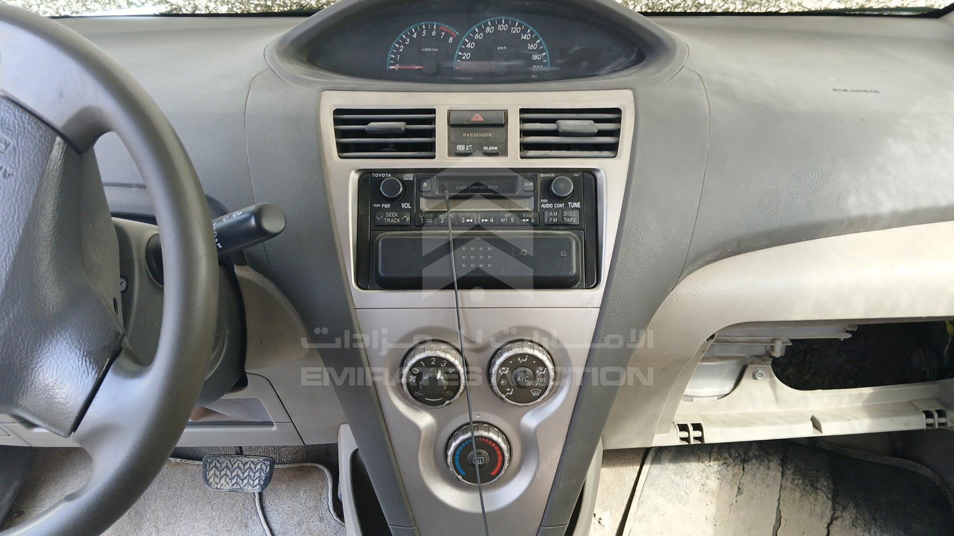 2010 TOYOTA YARIS VIN: JTDBW9235A1191218