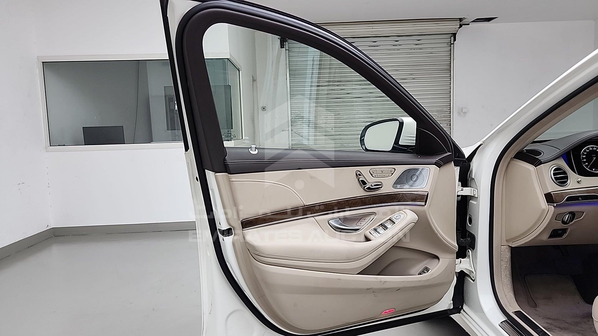 2016 MERCEDES S 550 VIN: WDDUG8FB8GA217973
