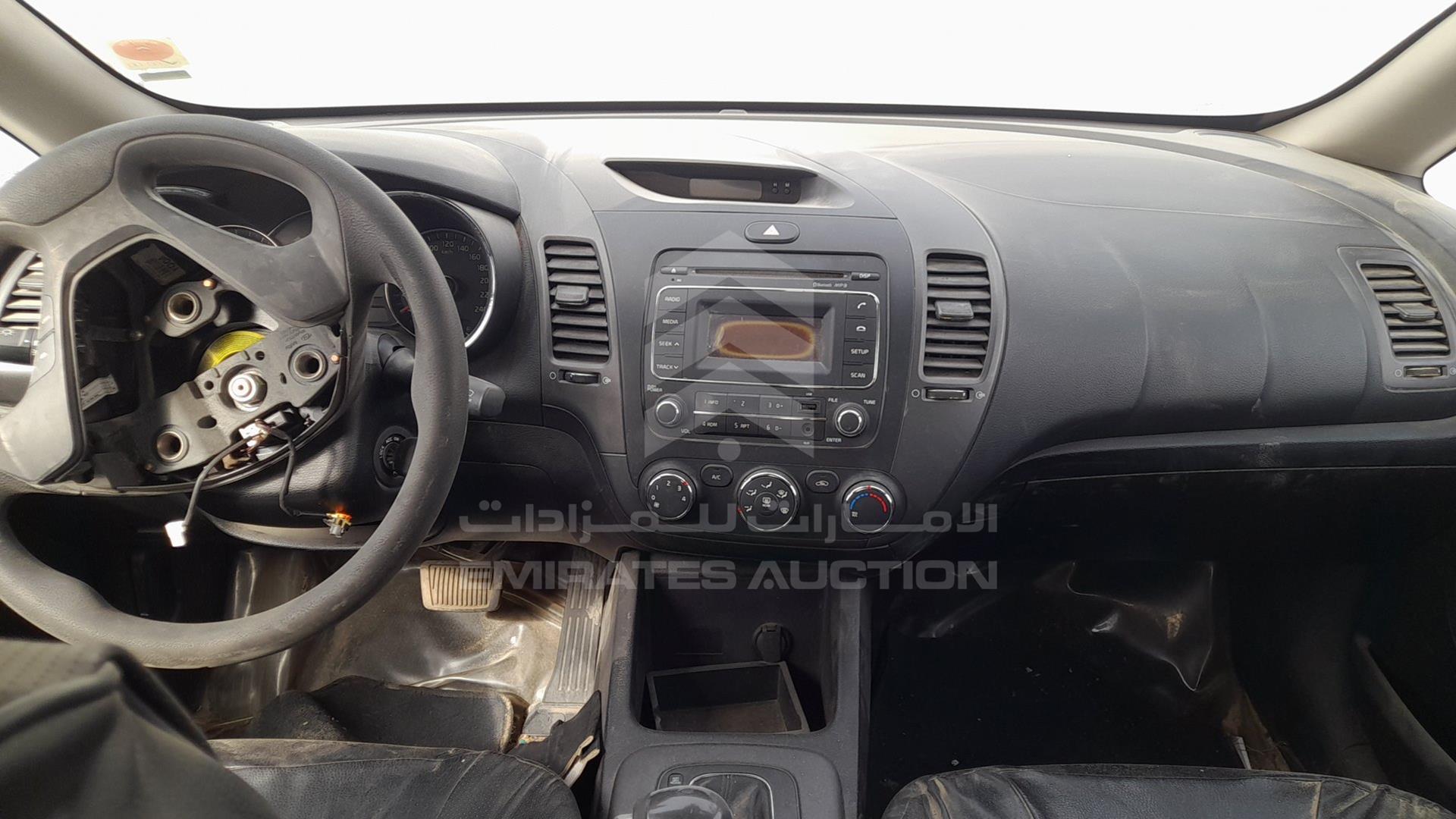 2015 KIA CERATO VIN: KNAFJ4113F5891562