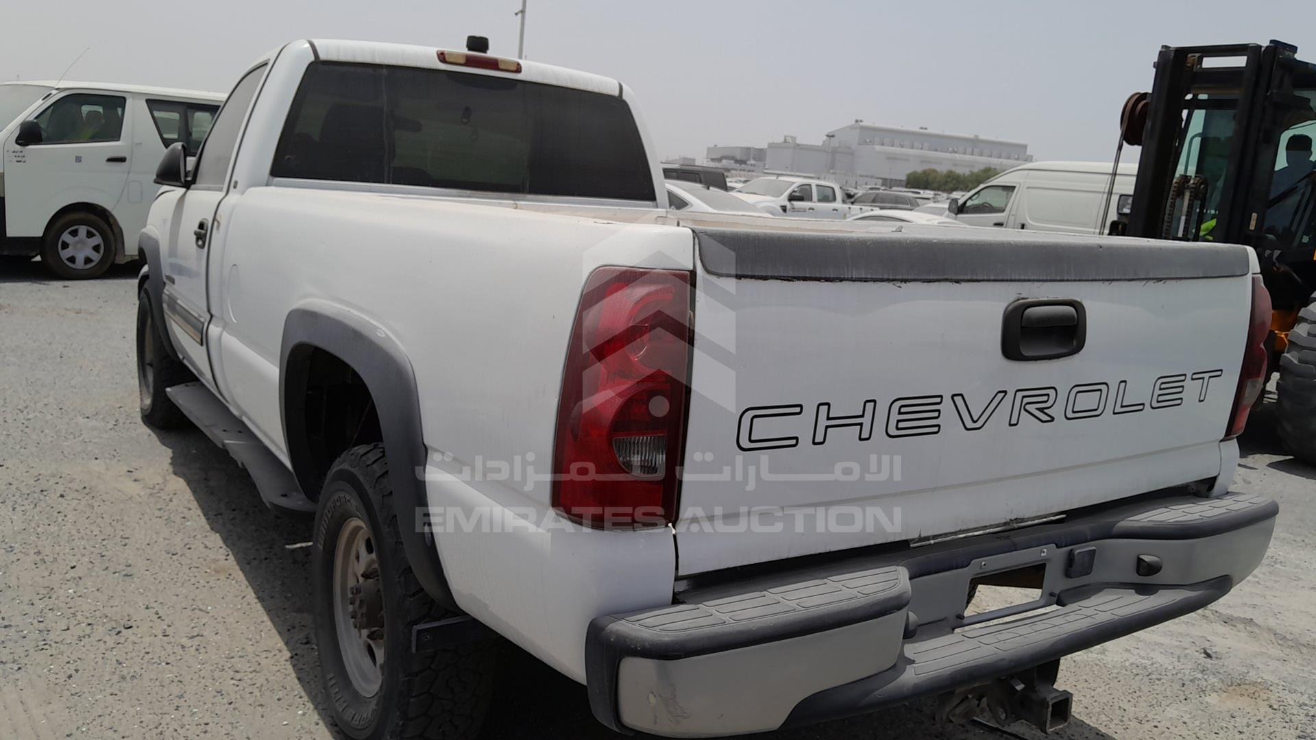 2004 CHEVROLET SILVERADO VIN: 1GCHK24U74E191284