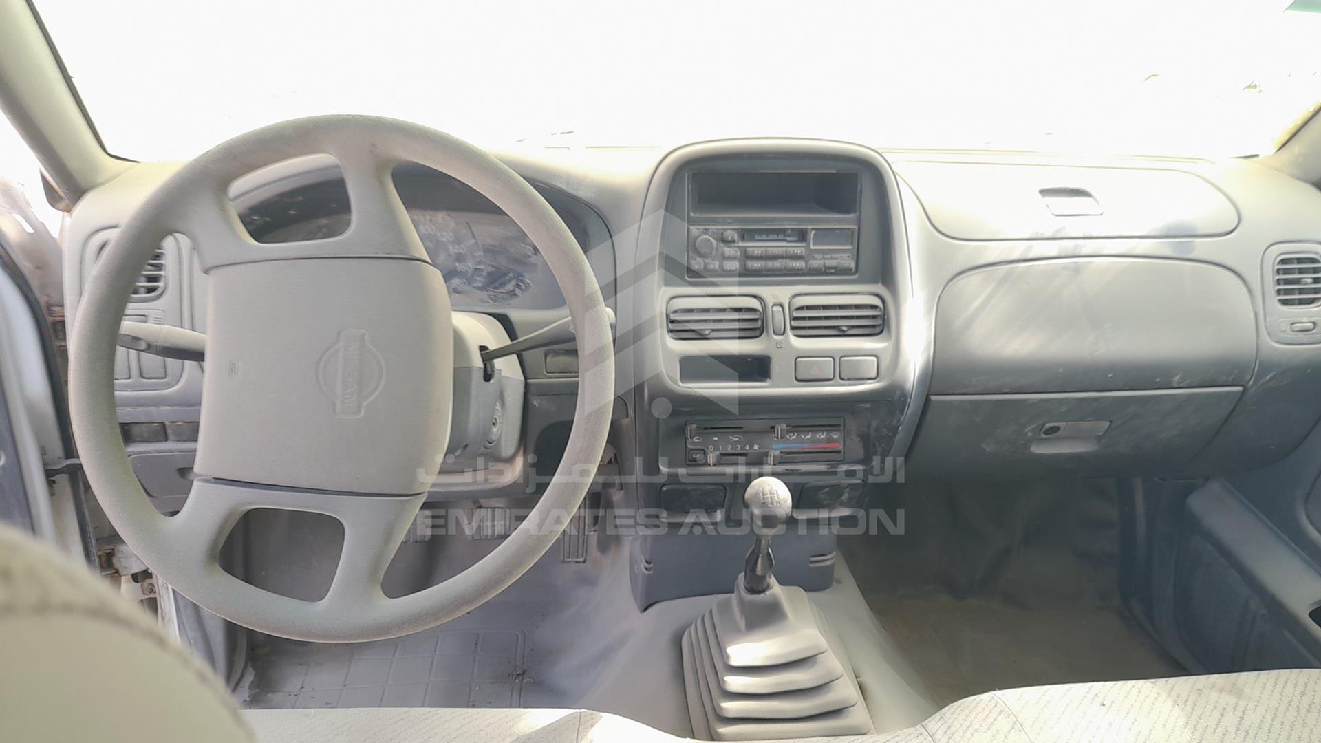 2001 NISSAN 2400 VIN: JN6BD23S71X079162