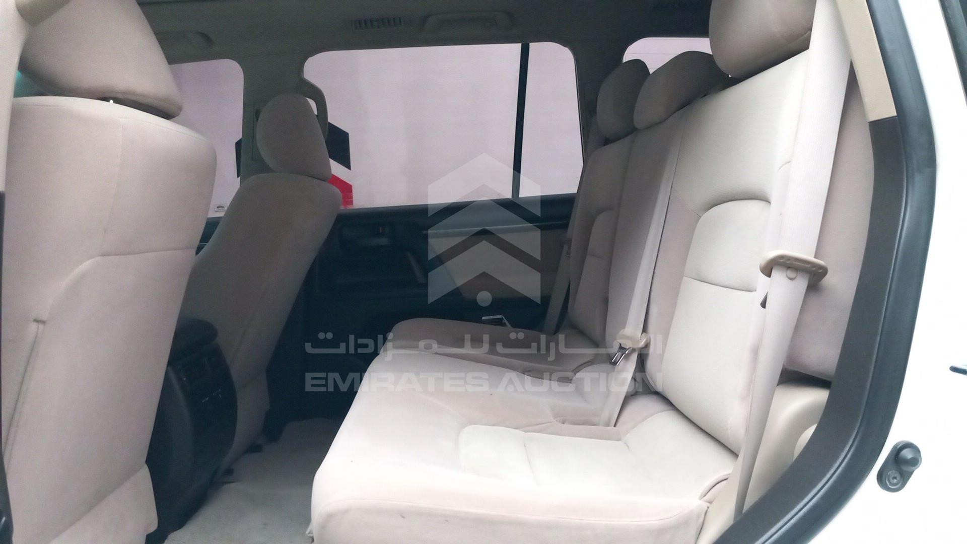 2009 TOYOTA LAND CRUISER VIN: JTMHU09J695010180