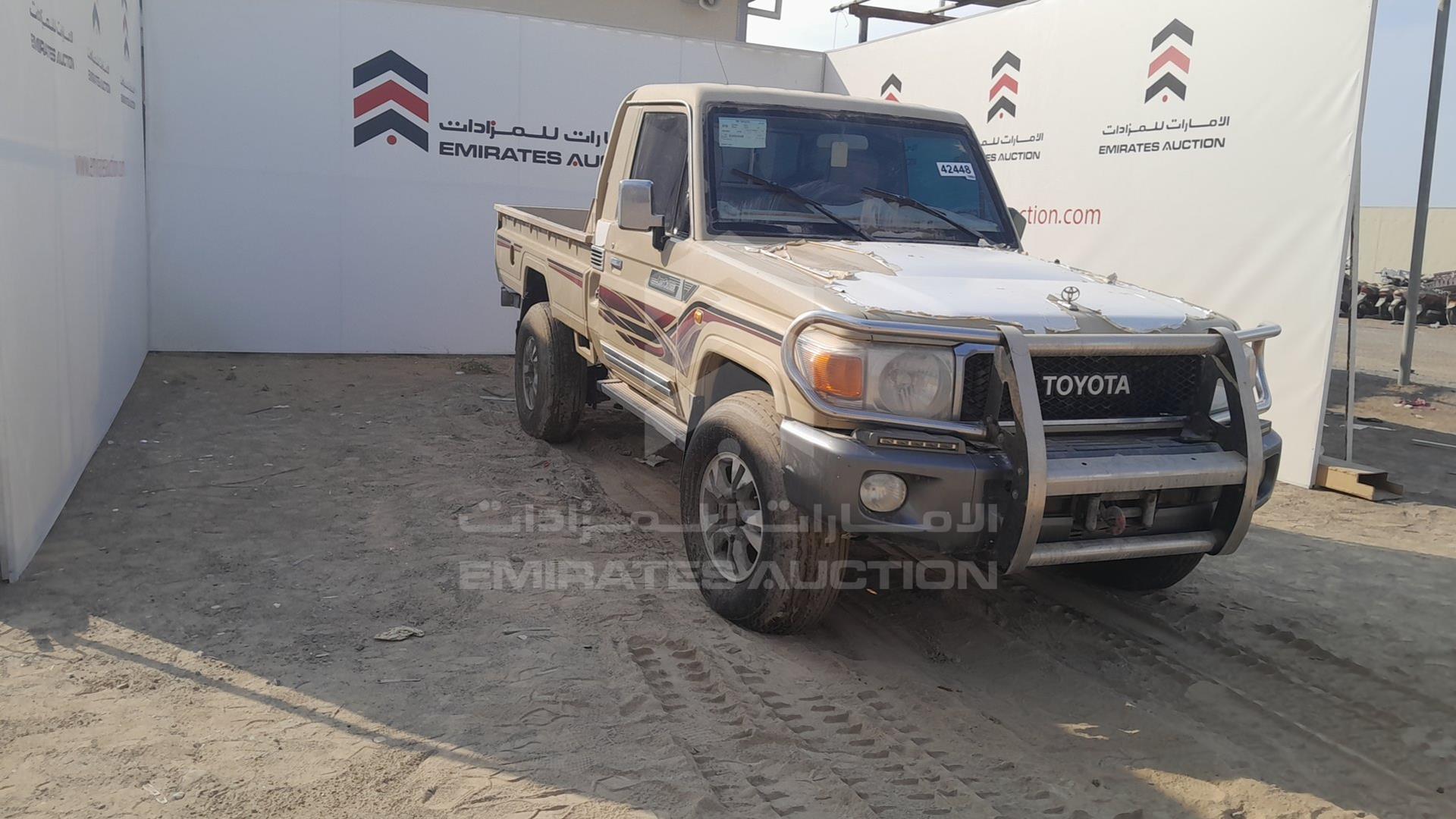 2017 TOYOTA LAND CRUISER VIN: JTFLU73J2H7060032