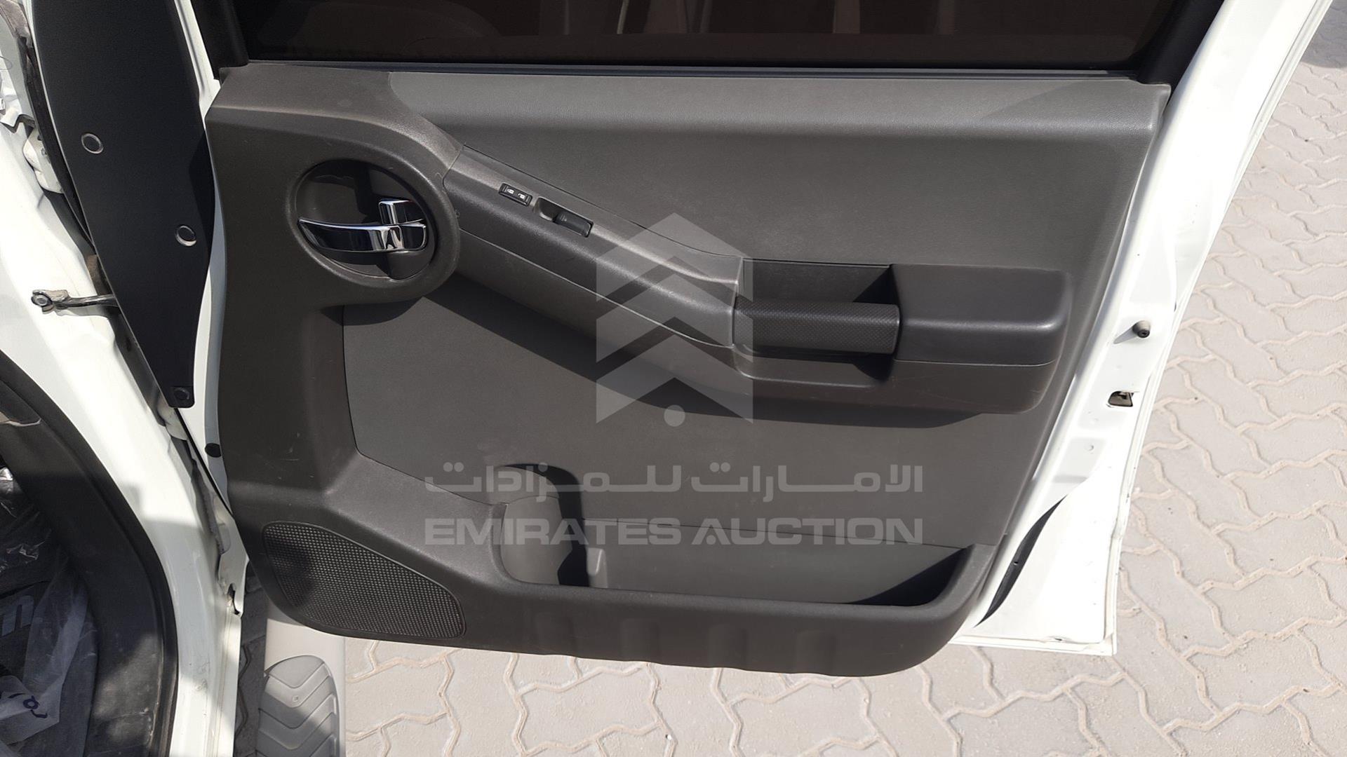 2014 NISSAN XTERRA VIN: 5N1AN0N67EN801341