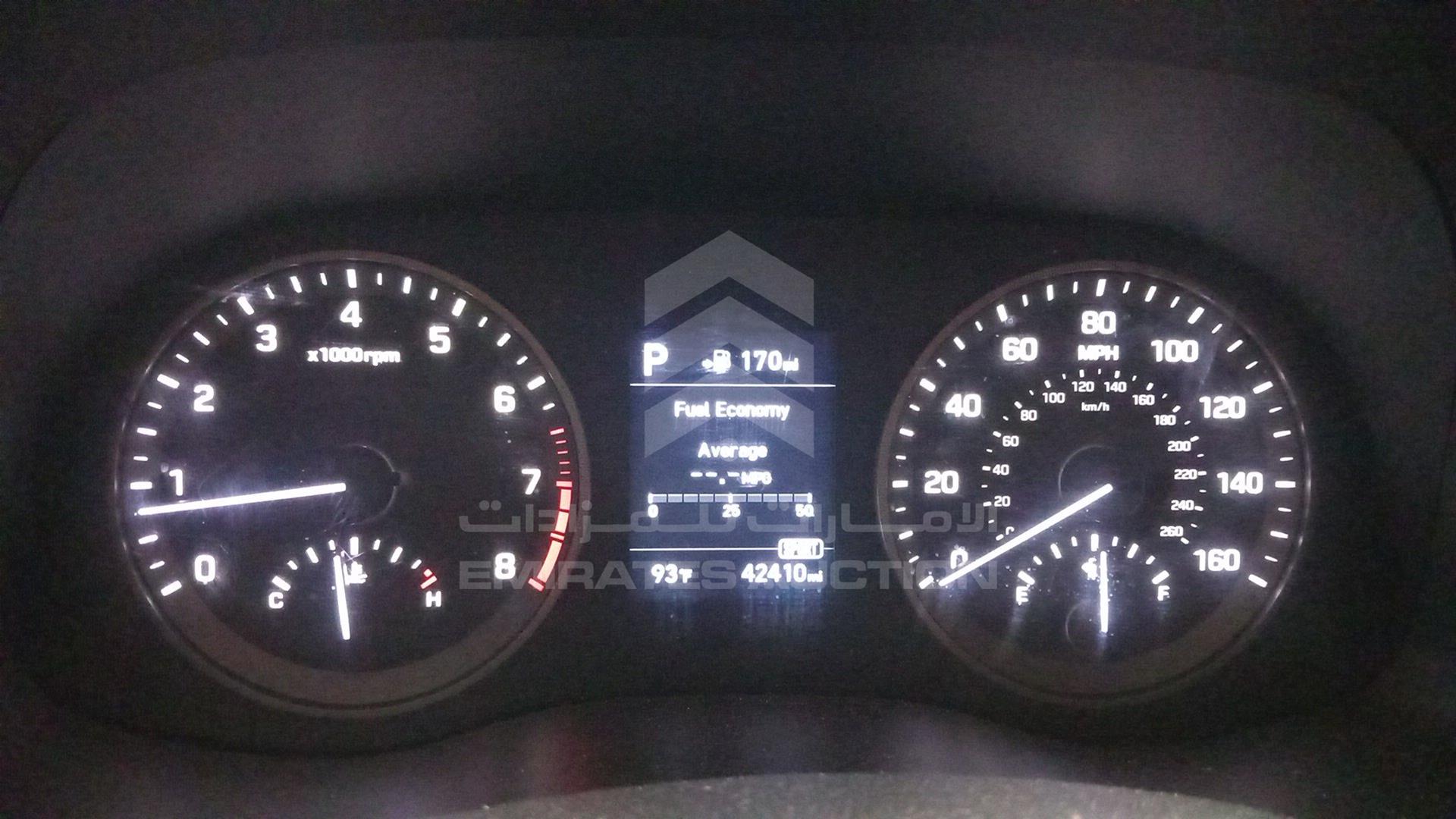 2020 HYUNDAI TUCSON VIN: KM8J33A42LU167175
