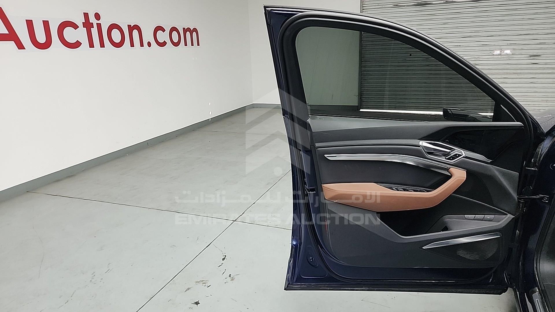 2022 AUDI E-TRON VIN: WA1ZZZGE0NB037591