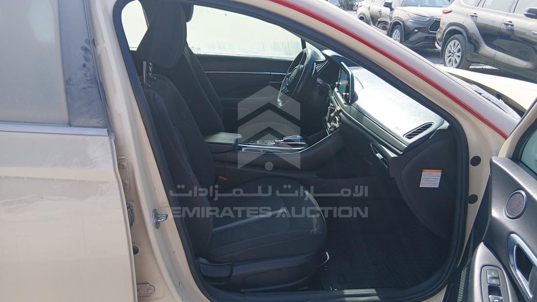 2021 Hyundai Sonata Hybrid — Front Right Passenger Seat View — Photo 25