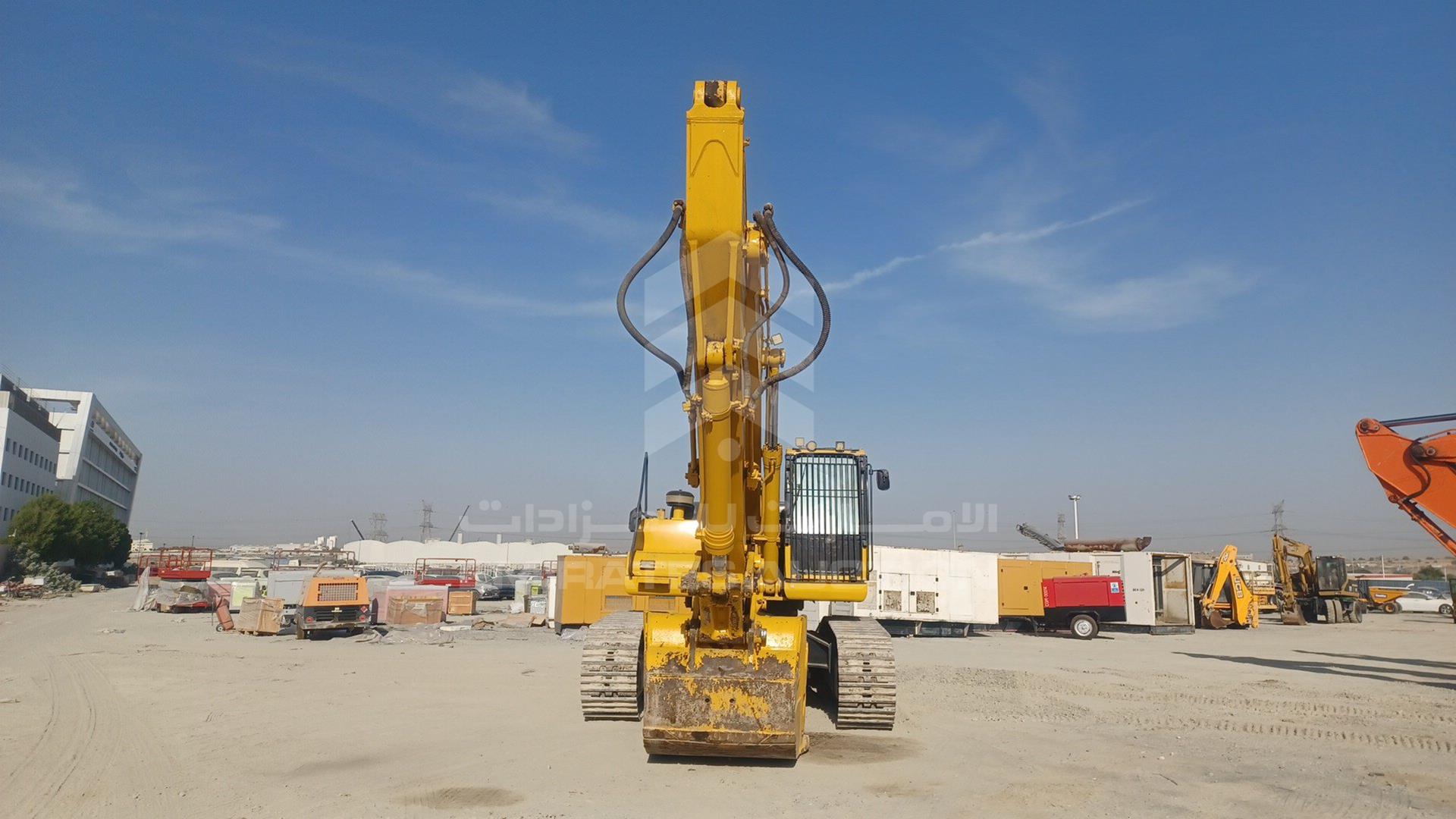 2013 KOMATSU PC400-7 VIN: KMTPC086J02052618